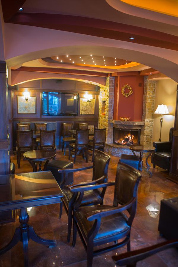 Morfeas Guesthouse Káto Loutrákion 외부 사진